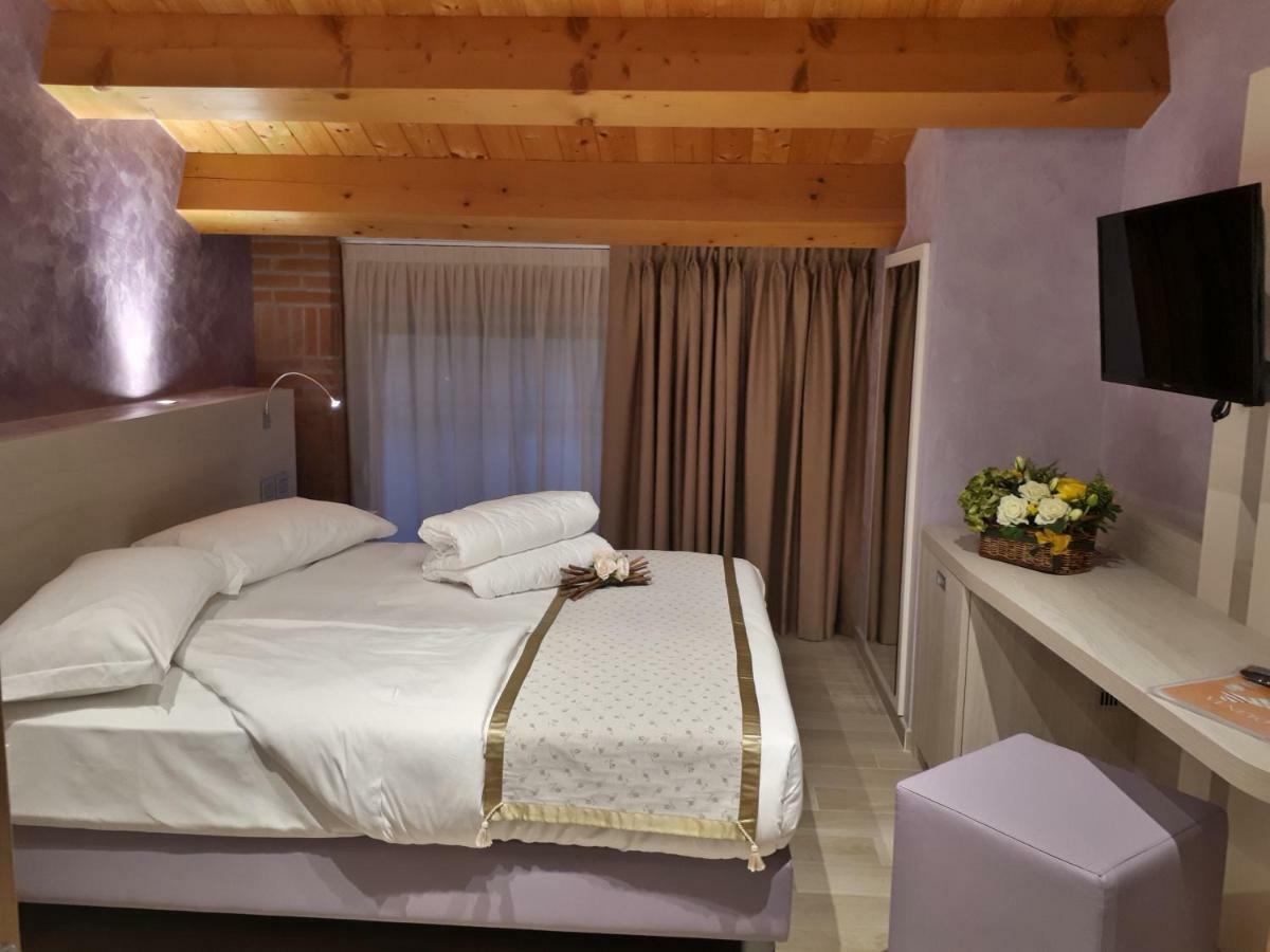 Agriturismo Cabrele Santorso エクステリア 写真